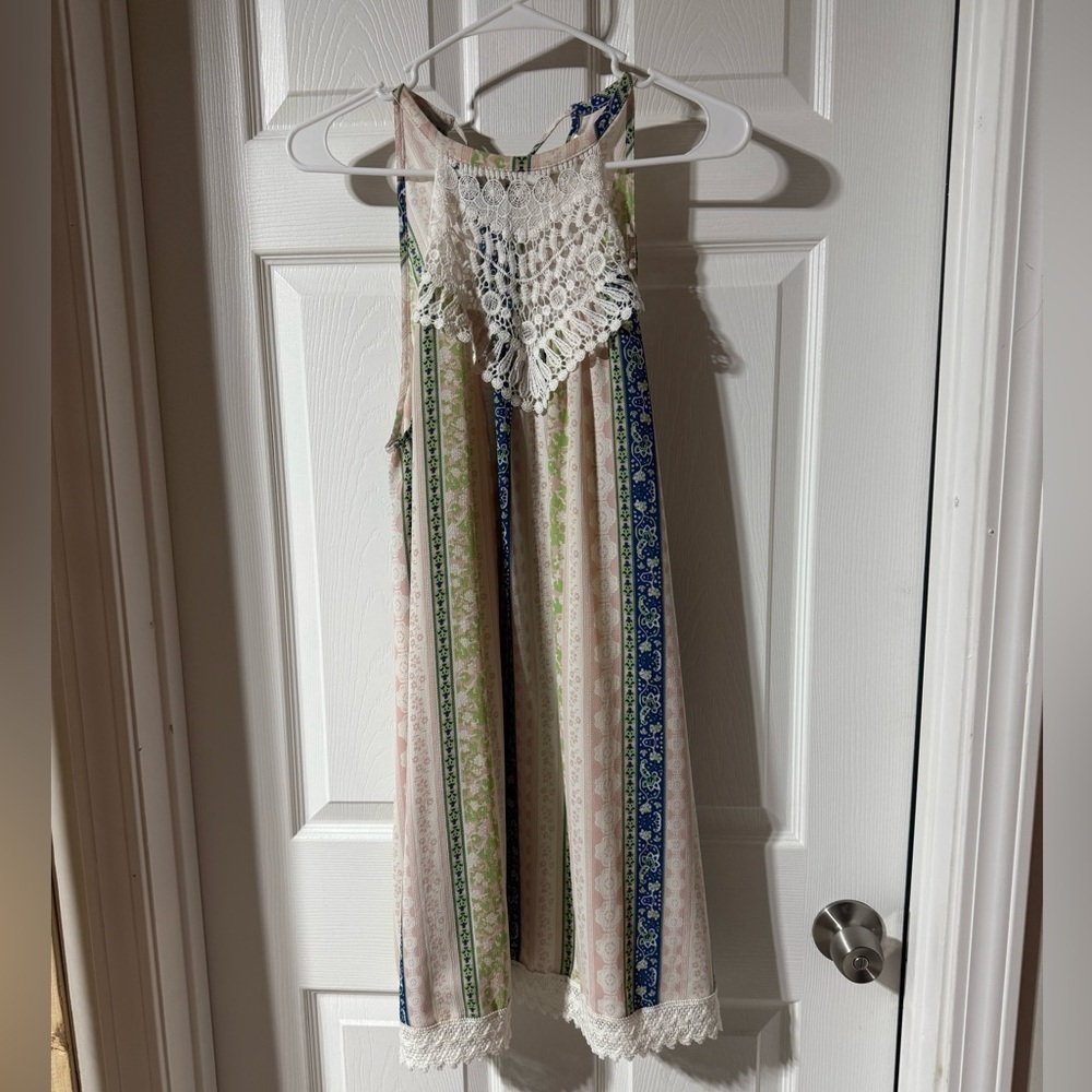 Mistic Prysm by Listicle Dress Size Large. Style # LD0042. Crochet Detail. - Picture 3 of 9